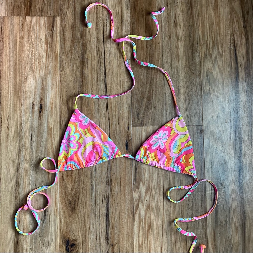 Frankie’s Bikinis Top